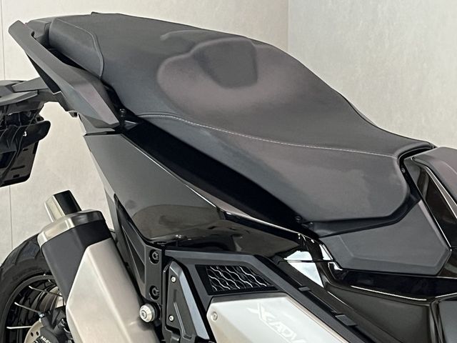 honda - x-adv