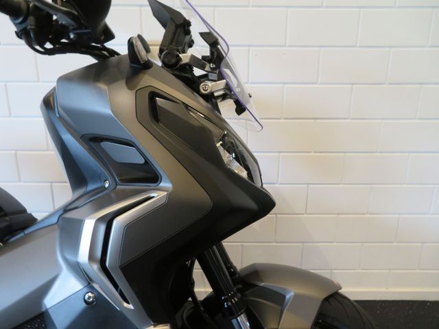 honda - x-adv