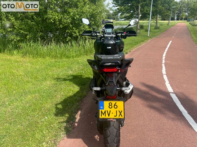 honda - x-adv