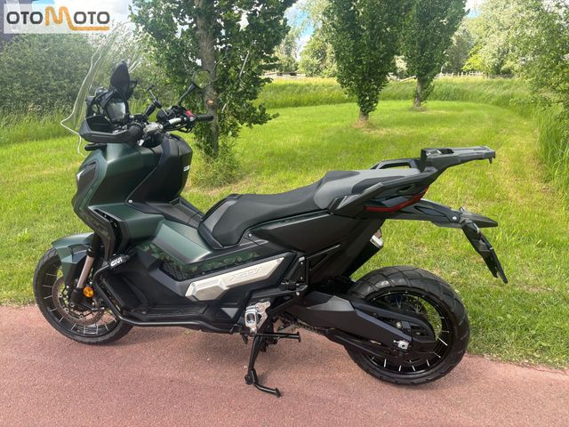 honda - x-adv