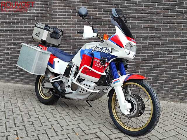 honda - xrv-750-africa-twin