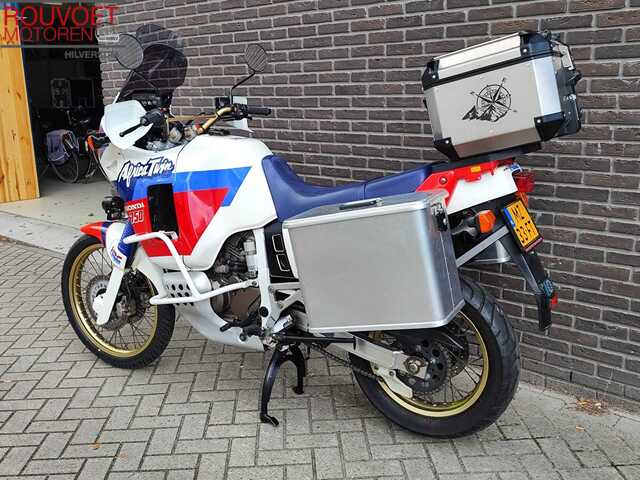 honda - xrv-750-africa-twin