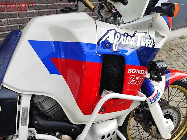 honda - xrv-750-africa-twin