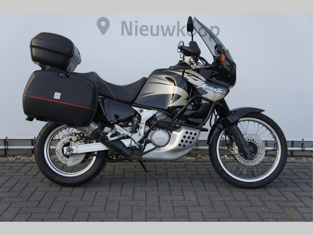 honda - xrv-750-africa-twin