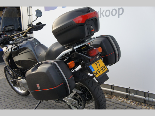 honda - xrv-750-africa-twin