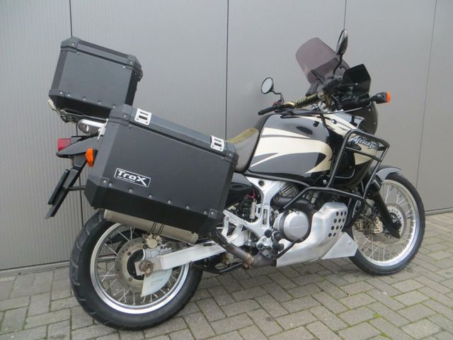 honda - xrv-750-africa-twin