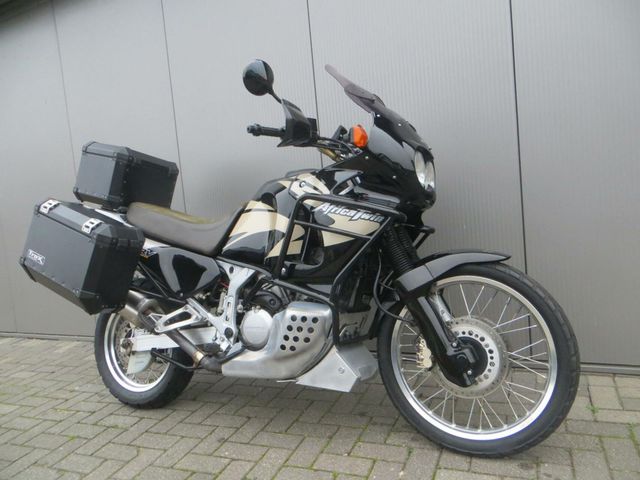 honda - xrv-750-africa-twin