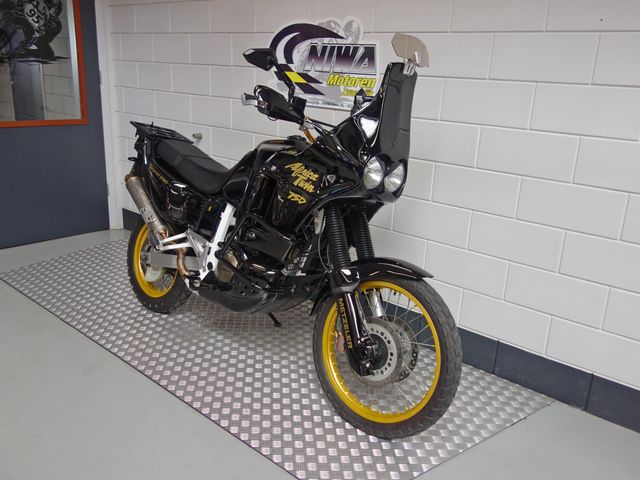 honda - xrv-750-africa-twin
