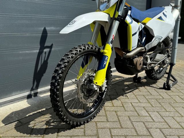 husqvarna - 701-enduro