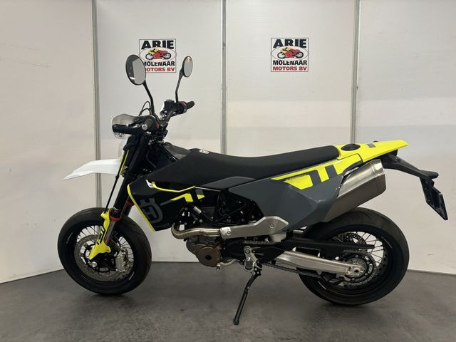 husqvarna - 701-supermoto