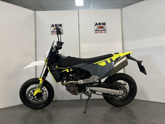 husqvarna - 701-supermoto