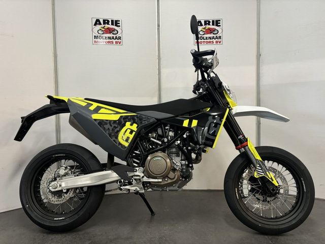 husqvarna - 701-supermoto