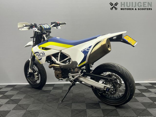 husqvarna - 701-supermoto