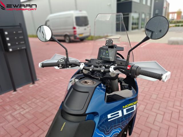 husqvarna - norden-901-expedition