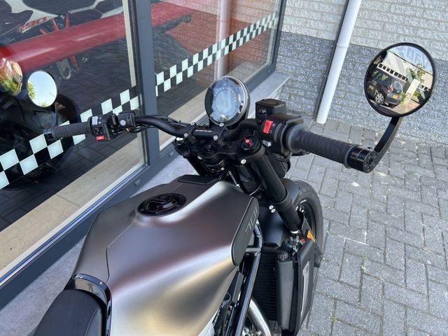 husqvarna - svartpilen-701