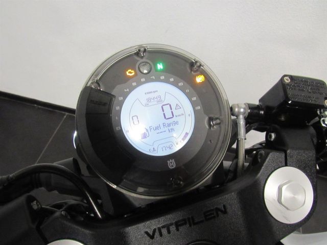husqvarna - vitpilen-401