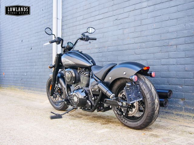 indian - chief-bobber-dark-horse