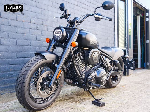 indian - chief-bobber-dark-horse