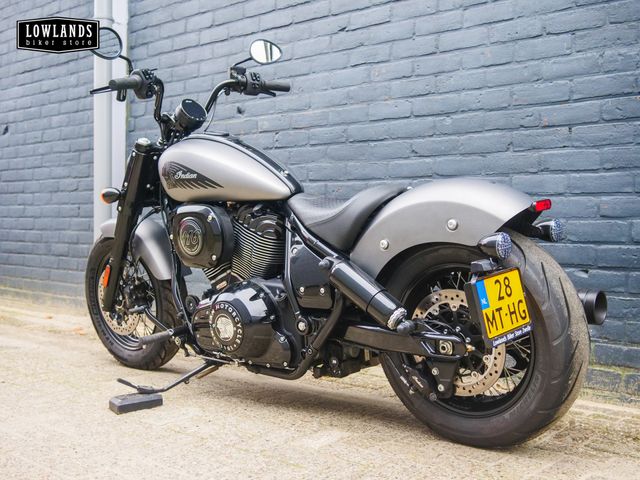 indian - chief-bobber-dark-horse