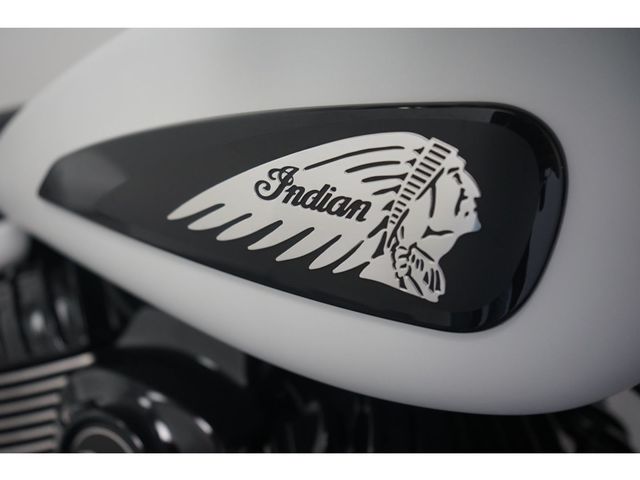 indian - chieftain-dark-horse