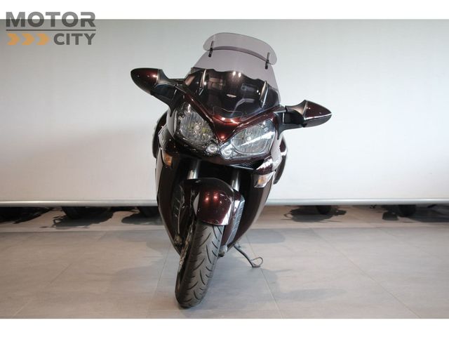 kawasaki - 1400-gtr