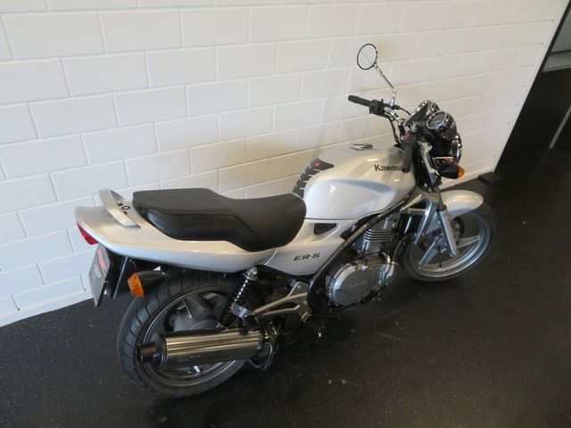 kawasaki - er-5