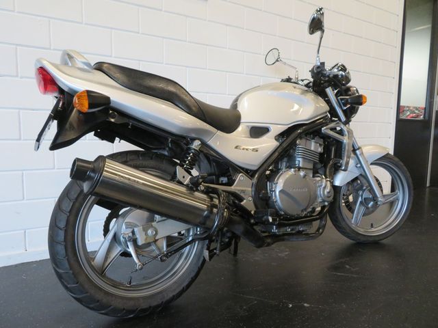 kawasaki - er-5