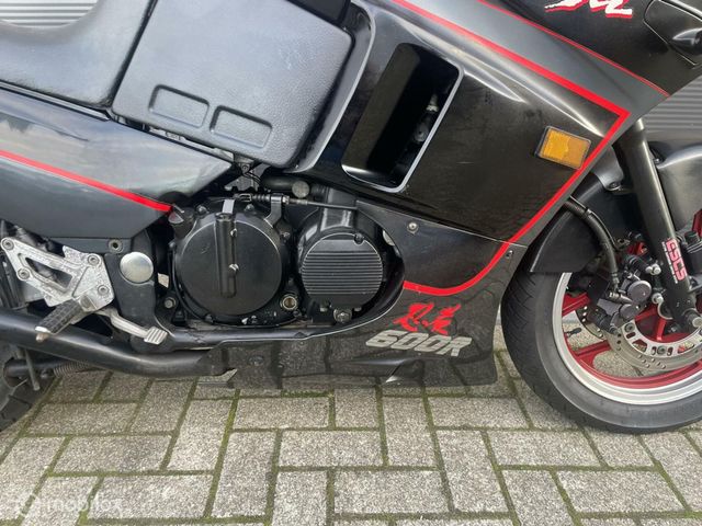 kawasaki - gpx-600-r