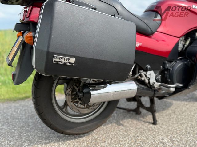 kawasaki - gtr-1000