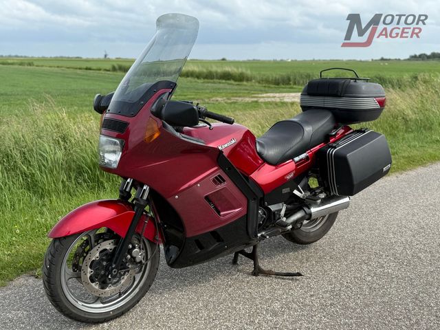 kawasaki - gtr-1000