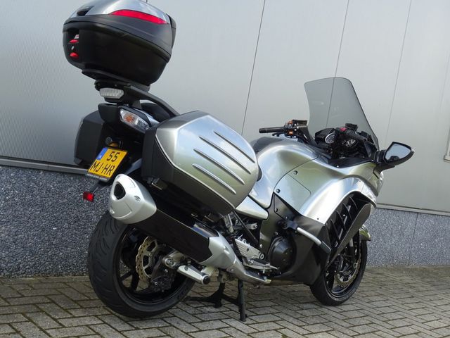 kawasaki - gtr-1400