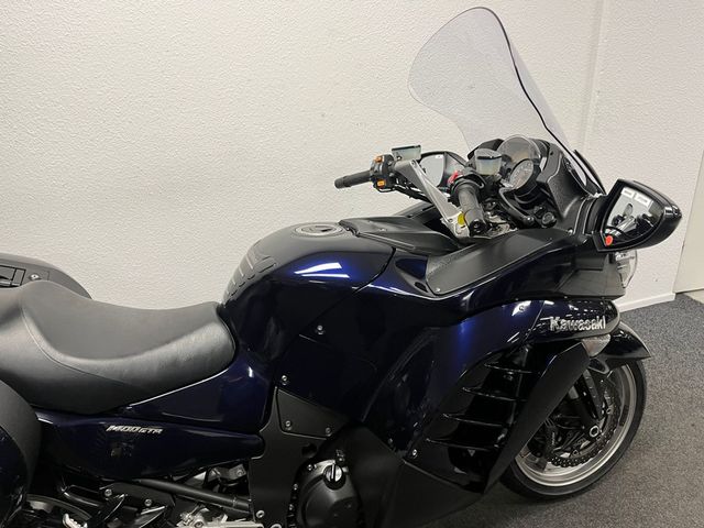 kawasaki - gtr-1400