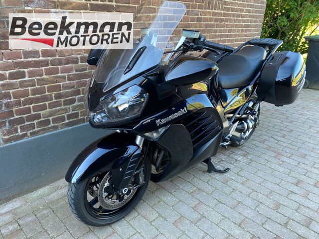 kawasaki - gtr-1400