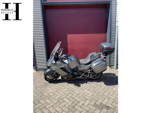 kawasaki - gtr-1400