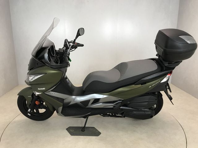 kawasaki - j-300
