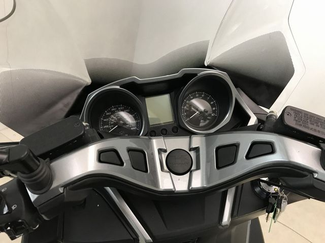 kawasaki - j-300