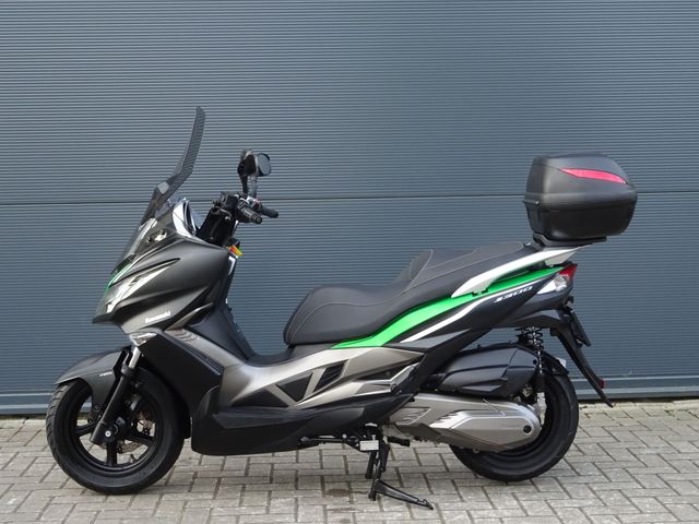 kawasaki - j-300