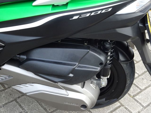 kawasaki - j-300