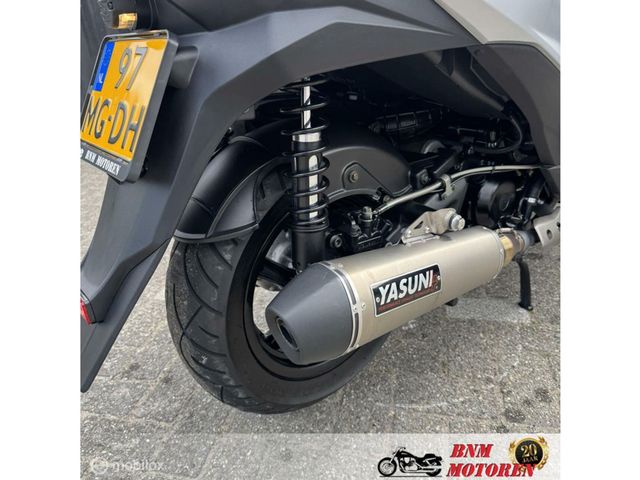 kawasaki - j-300