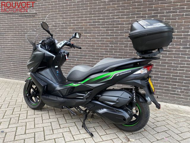 kawasaki - j-300