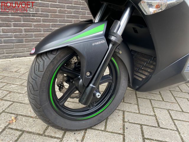 kawasaki - j-300