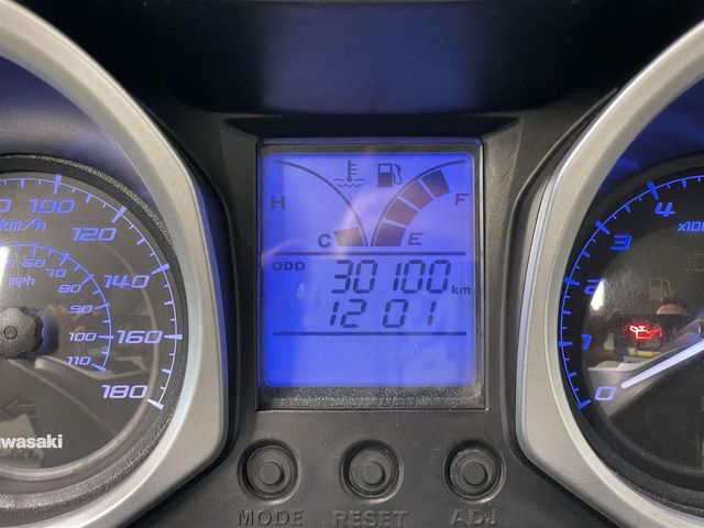 kawasaki - j-300