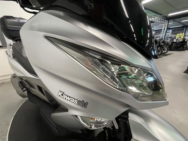 kawasaki - j-300