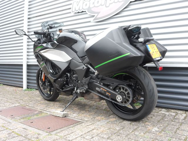 kawasaki - ninja-1000sx-performance-tourer