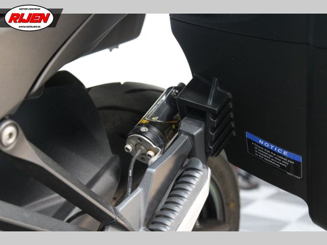 kawasaki - ninja-1000sx-performance-tourer