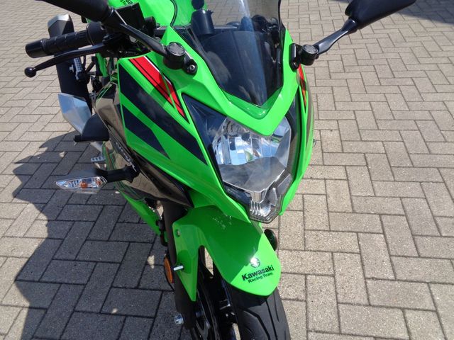 kawasaki - ninja-125-sport