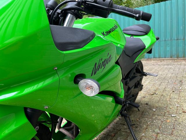 kawasaki - ninja-250-r