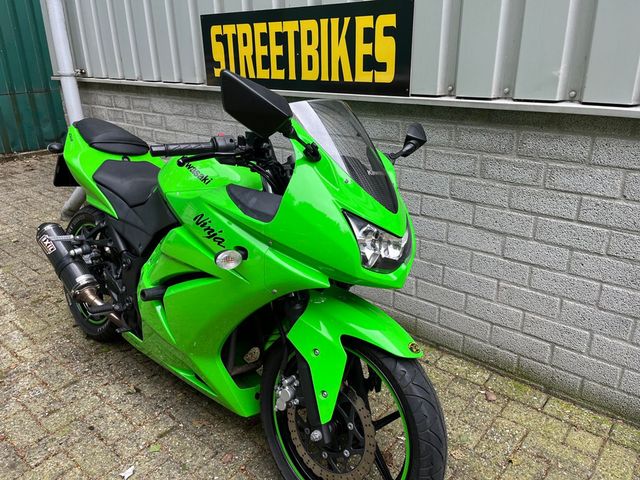 kawasaki - ninja-250-r