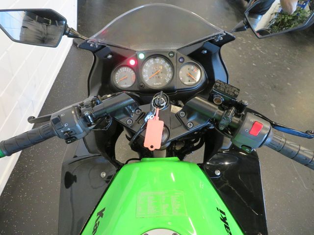 kawasaki - ninja-250-r