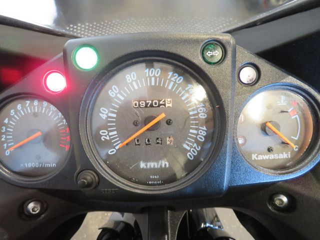 kawasaki - ninja-250-r